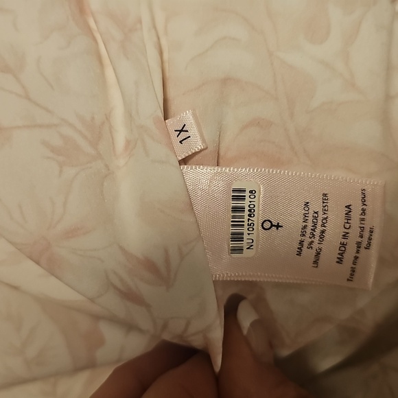 Caste Printed Pink Marshmallow Puffer - Picture 5 of 8